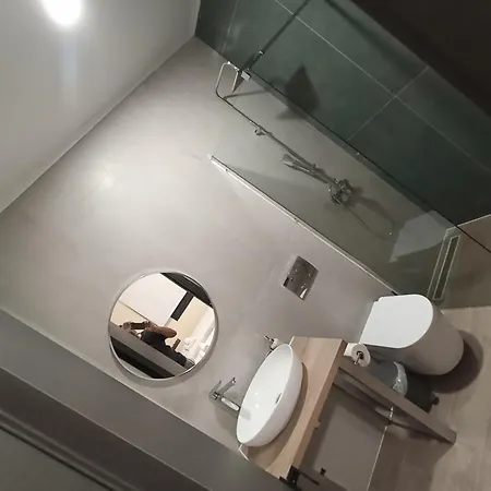 Shallow House Λευκίμμη