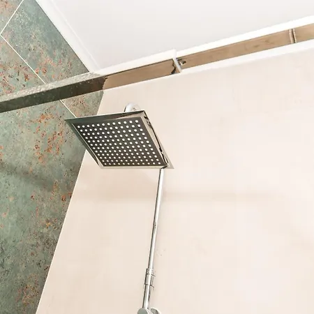 Shallow House Lefkímmi